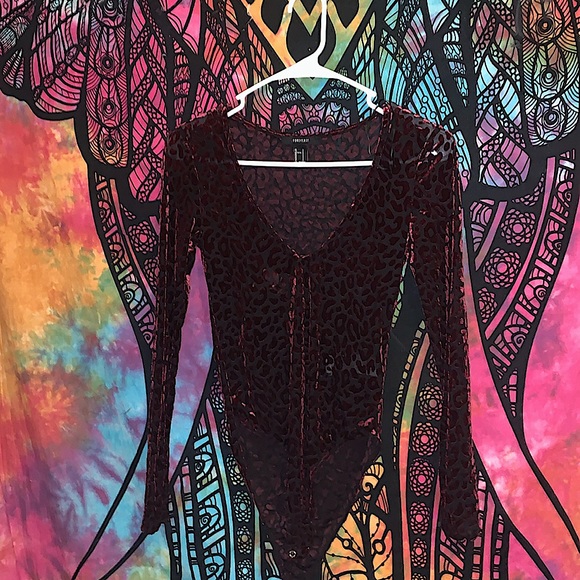 forever 21 tops/ red and black leopard print bodysuit fits a small/petite - Picture 1 of 2